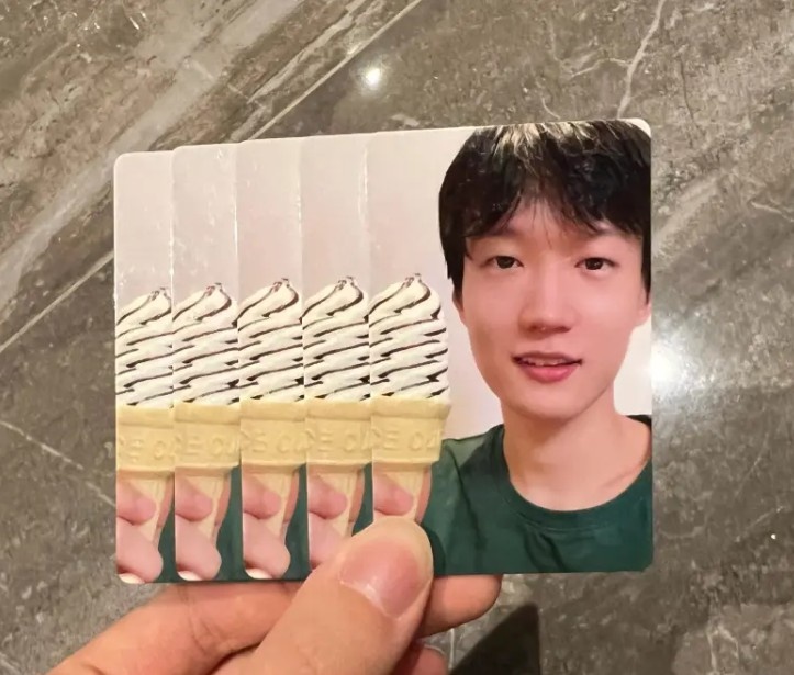 Kael送上新年祝福:新年快乐,祝大家每天开心吧