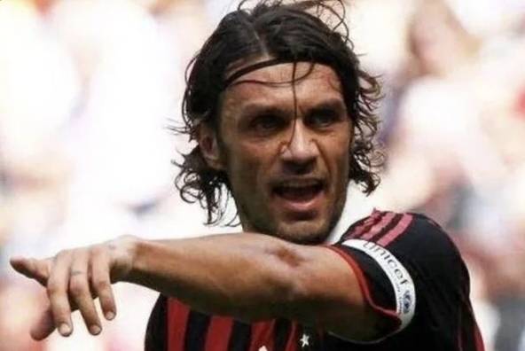 5个催泪瞬间!揭秘AC米兰传奇封神路,忠诚与背叛的终极悬念